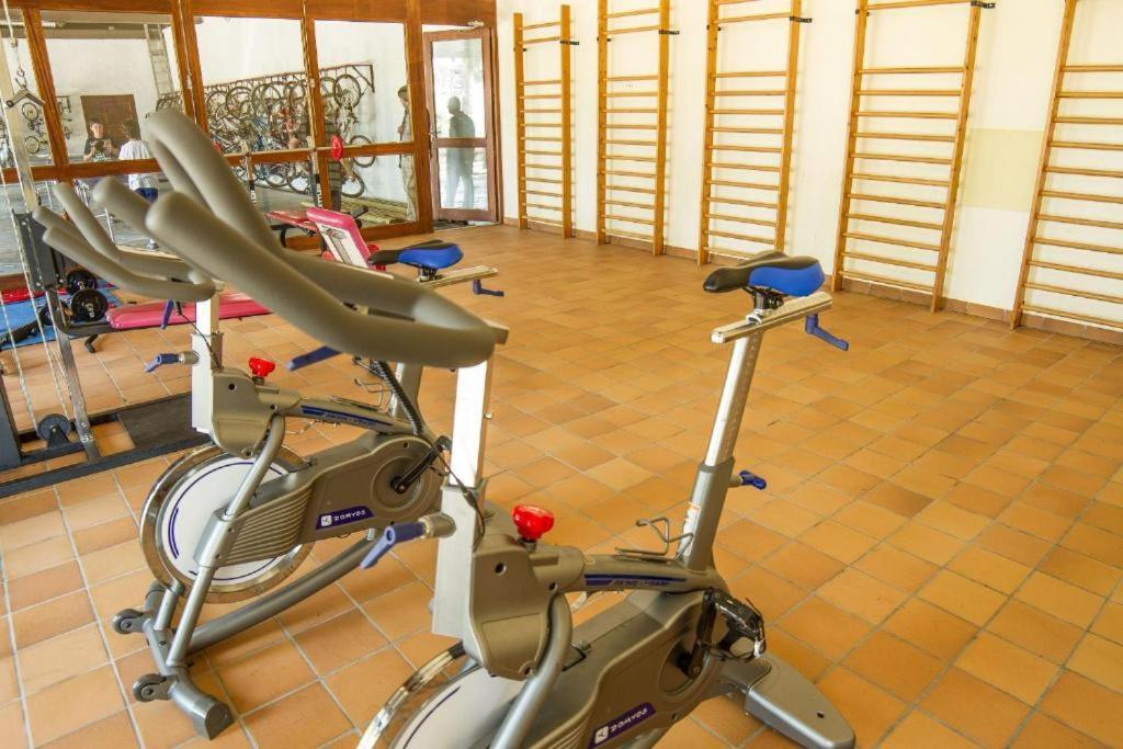 Cerdanya En Familia Montana Park Apartment Enveitg ภายนอก รูปภาพ