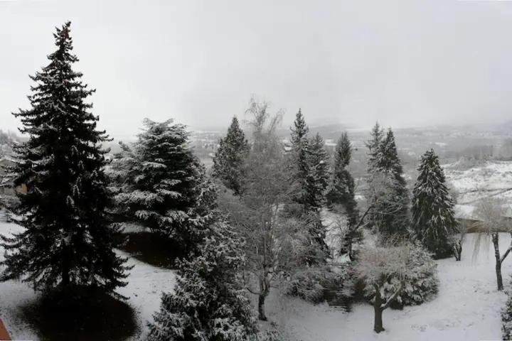 Cerdanya En Familia Montana Park Apartment Enveitg ภายนอก รูปภาพ