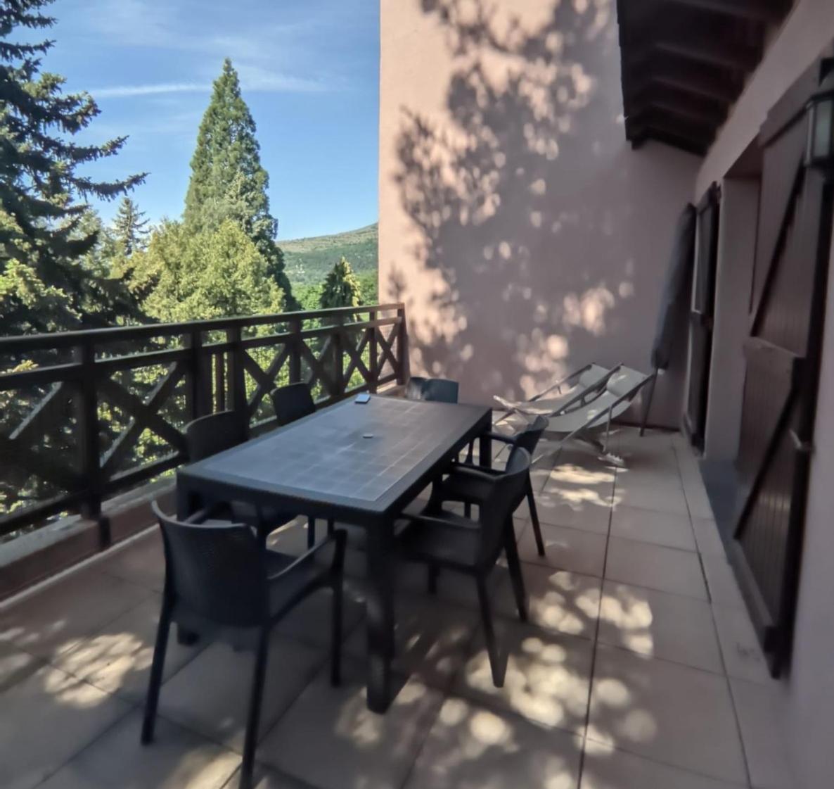 Cerdanya En Familia Montana Park Apartment Enveitg ภายนอก รูปภาพ
