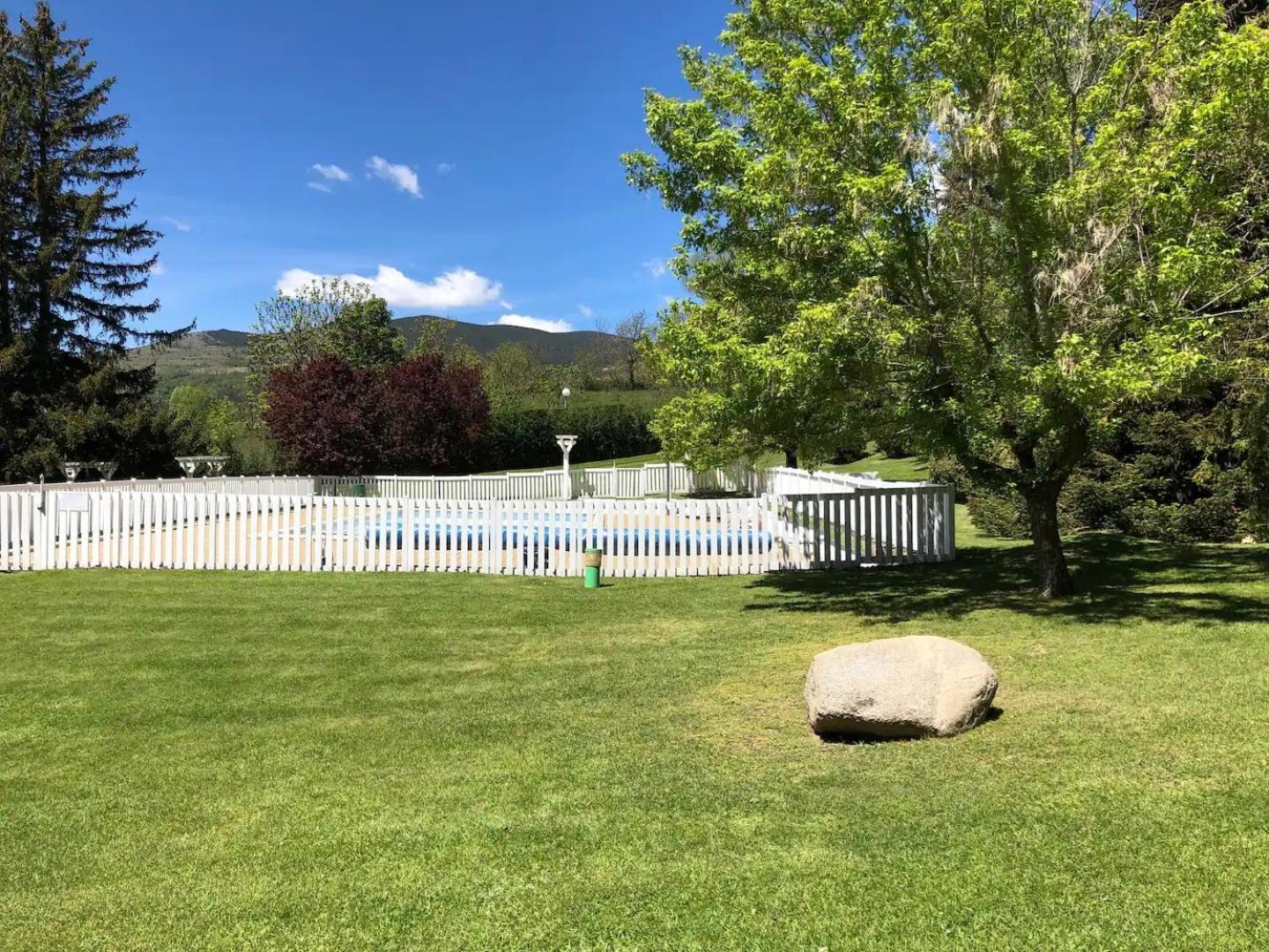 Cerdanya En Familia Montana Park Apartment Enveitg ภายนอก รูปภาพ